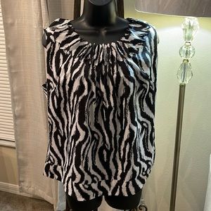 Dressbarn Black & White Zebra pattern Blouse